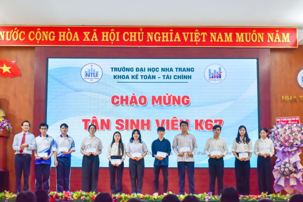 Gặp Tân Sinh viên – K67